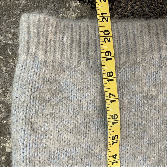 Banana Republic Merino Extra Fine Merino Wool Alpaca Blue Colorblock Sweater - Picture 12 of 12